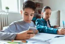 گوشی مناسب برای شرکت در کلاس تدریس خصوصی آنلاین چیست؟